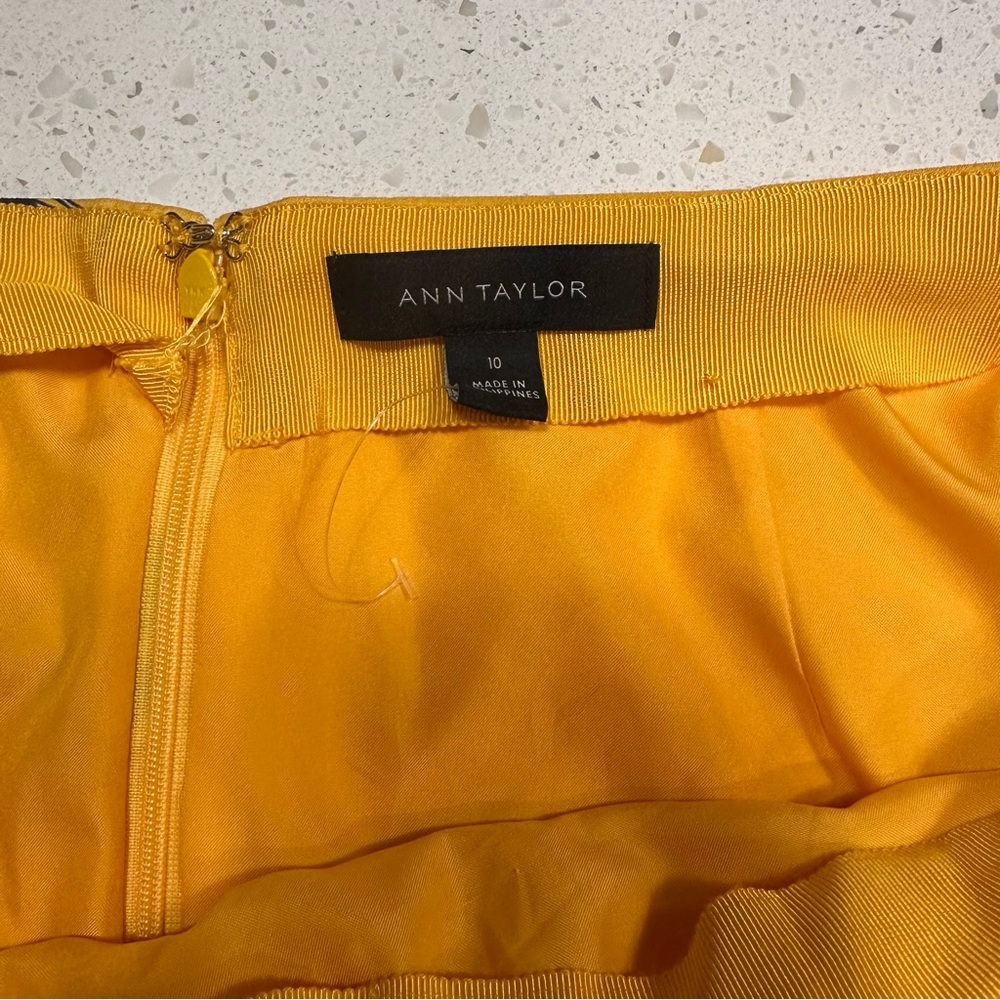 NWOT Ann Taylor Golden Yellow Floral Faux Wrap Midi Skirt - Picture 6 of 6